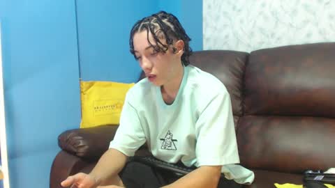 gadiel_sex online show from 6, 2, 2025