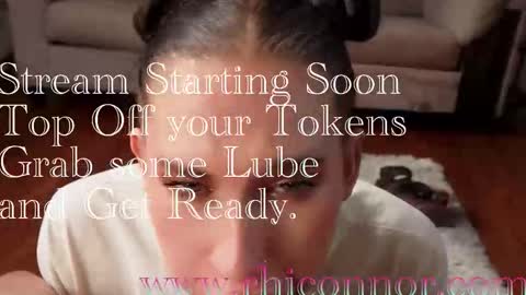 Rhi Connor   online show from 1, 12, 2025