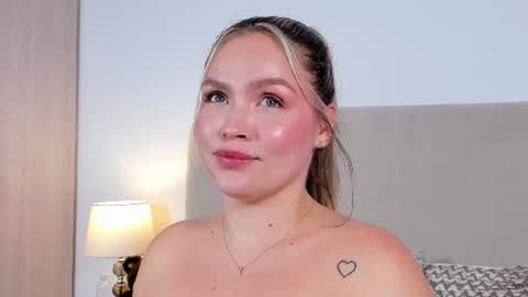 Snapshot of gaiabaker chatting on 5, 7, 2026 Gaia Baker online show from 5, 7, 2026