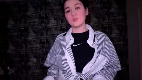 Snapshot of galehudley chatting on 14, 12, 2025 Abigail online show from 14, 12, 2025