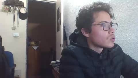 Snapshot of galen_0 chatting on 6, 1, 2025 galen_0 online show from 6, 1, 2025