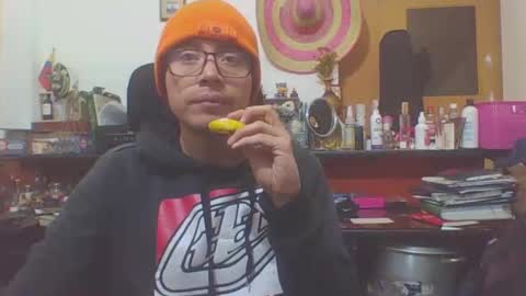 Snapshot of galen_0 chatting on 12, 2, 2025 galen_0 online show from 12, 2, 2025