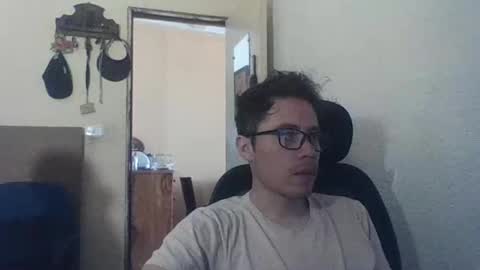 Snapshot of galen_0 chatting on 7, 3, 2025 galen_0 online show from 7, 3, 2025