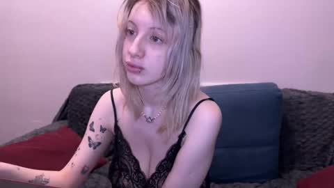 Snapshot of gamachu_ulfinaa chatting on 27, 10, 2025 GaamachuuUlfinaa online show from 27, 10, 2025