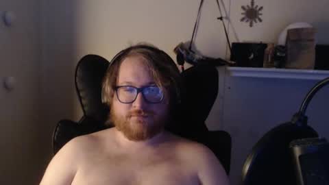 Snapshot of gamer_dong_water chatting on 17, 5, 2026 Gamer Dad online show from 17, 5, 2026
