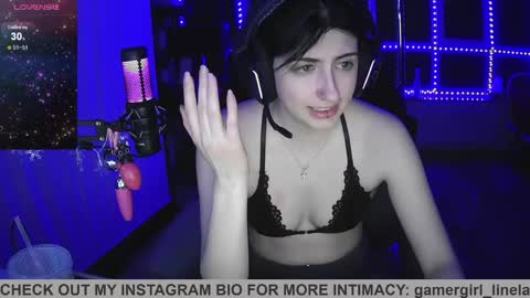 Snapshot of gamergirl_linela chatting on 8, 4, 2026 gamergirl_linela online show from 8, 4, 2026