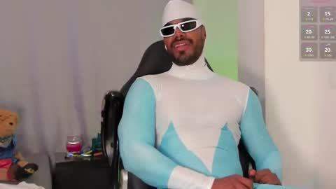 Alejo  online show from 31, 10, 2025