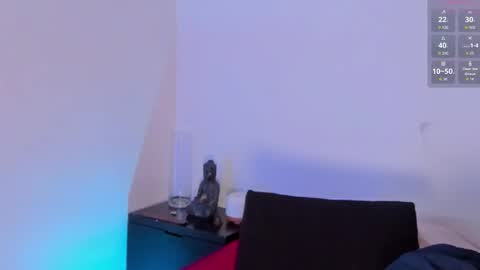 Alejo  online show from 4, 12, 2025