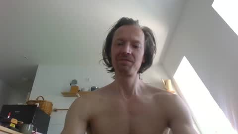 Snapshot of garfield42 chatting on 12, 7, 2026 Garfield online show from 12, 7, 2026