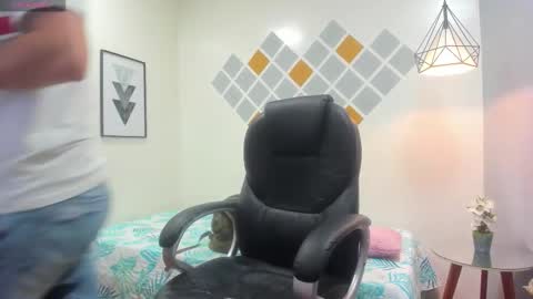 Snapshot of garuo_18 chatting on 1, 11, 2025 garuo_18 online show from 1, 11, 2025