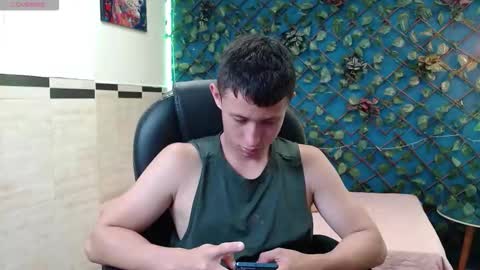 Snapshot of garuo_18 chatting on 9, 11, 2025 garuo_18 online show from 9, 11, 2025