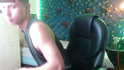 Snapshot of garuo_18 chatting on 20, 11, 2025 garuo_18 online show from 20, 11, 2025