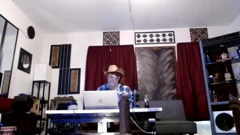 gatewaylaptop2019 online show from 27, 10, 2025