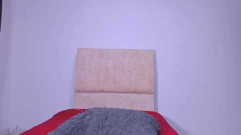 gatita13333321 online show from 17, 2, 2025