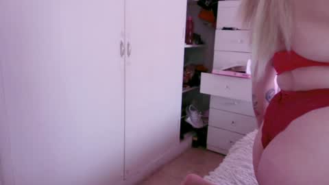 Snapshot of gatitahorny69 chatting on 19, 6, 2026 gatitahorny69 online show from 19, 6, 2026