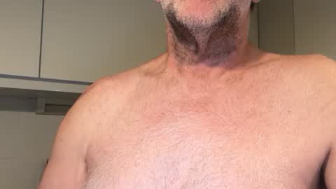 Snapshot of gaulis72 chatting on 23, 11, 2025 gaulis72 online show from 23, 11, 2025