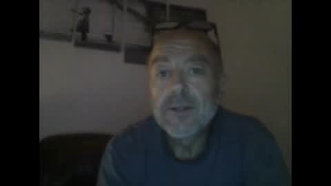 Snapshot of gavinbamber21 chatting on 5, 10, 2025 gavinbamber21 online show from 5, 10, 2025