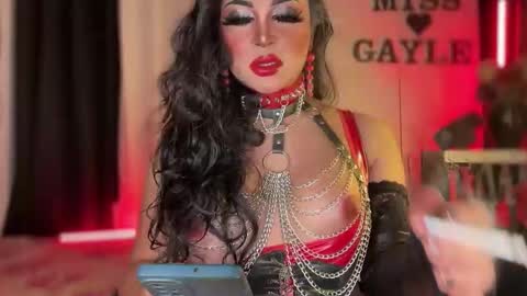 Snapshot of gaylecious chatting on 26, 11, 2025 gayle online show from 26, 11, 2025