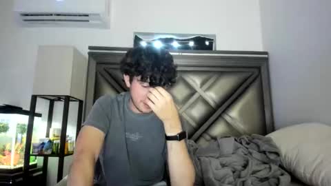 Snapshot of gayndepressed chatting on 10, 6, 2026 Trace online show from 10, 6, 2026
