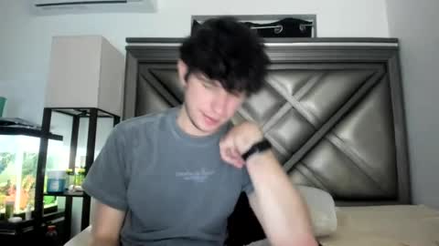 Snapshot of gayndepressed chatting on 26, 6, 2026 Trace online show from 26, 6, 2026