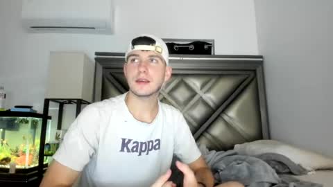 Snapshot of gayndepressed chatting on 11, 7, 2026 Trace online show from 11, 7, 2026