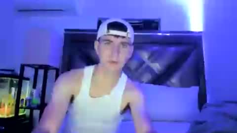 Snapshot of gayndepressed chatting on 12, 7, 2026 Trace online show from 12, 7, 2026