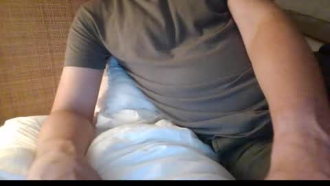 Snapshot of gccurious76 chatting on 27, 11, 2025 GCGuy online show from 27, 11, 2025