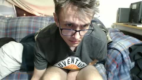 Snapshot of gdanch chatting on 28, 1, 2025 G online show from 28, 1, 2025