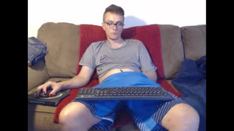 Snapshot of gdanch chatting on 9, 10, 2025 G online show from 9, 10, 2025