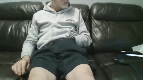 Snapshot of geeezer64 chatting on 18, 4, 2026 geeezer64 online show from 18, 4, 2026