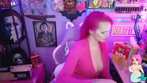 Snapshot of geishamonroe chatting on 9, 7, 2026 Geisha Monroe online show from 9, 7, 2026