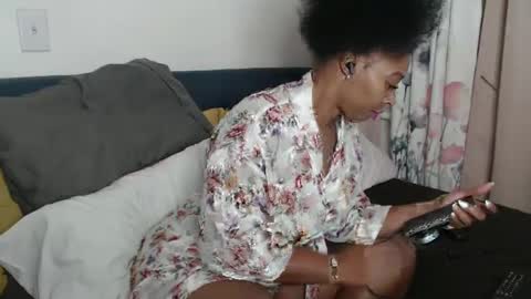 Snapshot of geishapaige chatting on 17, 9, 2025 The Empress online show from 17, 9, 2025