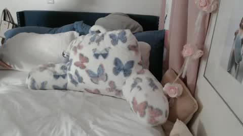 Snapshot of geishapaige chatting on 6, 11, 2025 The Empress online show from 6, 11, 2025