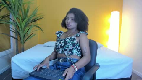 Snapshot of gema_beltran chatting on 22, 5, 2026 gema_beltran online show from 22, 5, 2026