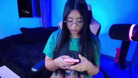 Snapshot of geminis11 chatting on 15, 10, 2025 geminis11 online show from 15, 10, 2025