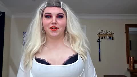 gemmaquinzel online show from 24, 11, 2025