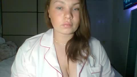 Snapshot of gemmarmalade chatting on 5, 5, 2026 GEMMARMALADE online show from 5, 5, 2026