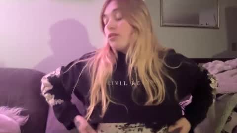 gemmyrosee online show from 25, 1, 2025