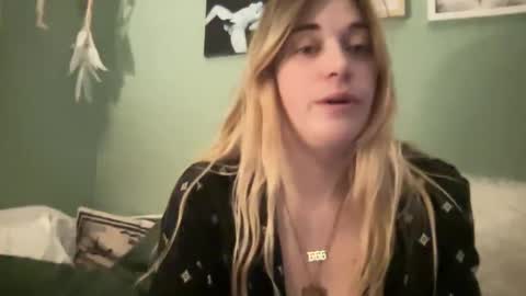 gemmyrosee online show from 9, 3, 2025