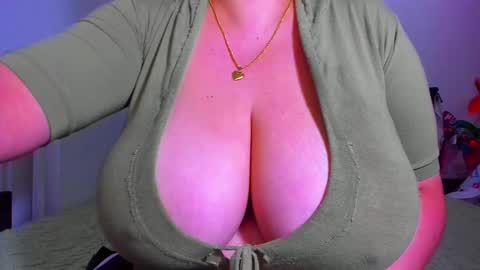 Snapshot of genifersweet chatting on 3, 12, 2024 genifersweet online show from 3, 12, 2024