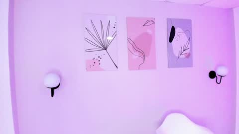 Snapshot of gennesis_love chatting on 6, 12, 2024 Sofia online show from 6, 12, 2024