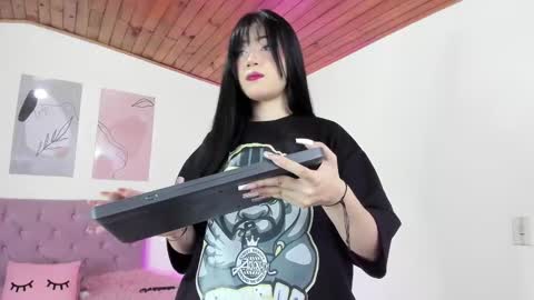 Snapshot of gennesis_love chatting on 11, 3, 2025 Sofia online show from 11, 3, 2025