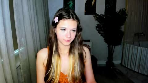 Snapshot of gentltease chatting on 30, 5, 2026 Alice online show from 30, 5, 2026