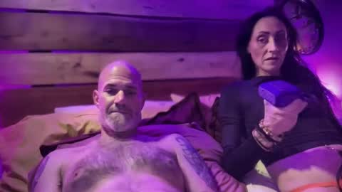 Snapshot of geomae chatting on 4, 10, 2025 geomae online show from 4, 10, 2025