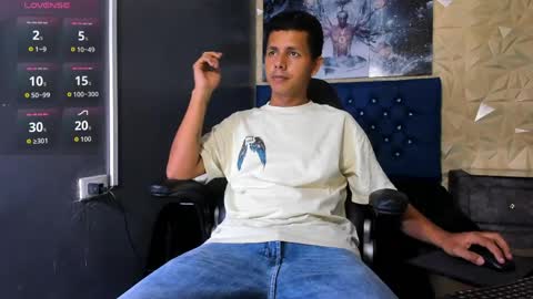 george_bigcock24cm online show from 8, 4, 2026