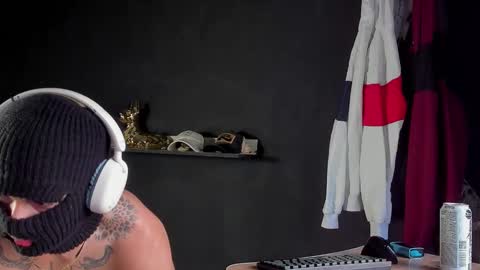 independent model online show from 20, 3, 2026