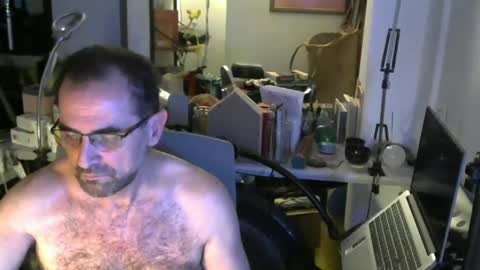 Snapshot of georgempt chatting on 5, 1, 2025 georgempt online show from 5, 1, 2025