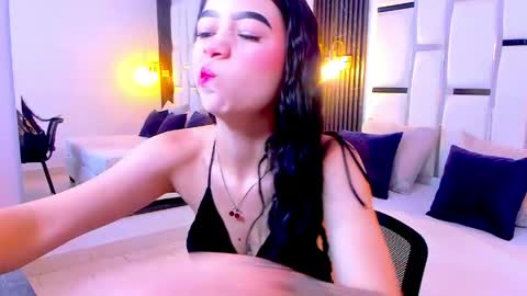 Georgina Kloss  online show from 3, 4, 2026