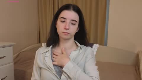 Snapshot of georginatrue chatting on 16, 10, 2025 My name is Kelly online show from 16, 10, 2025