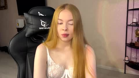 Amelia online show from 2, 12, 2025